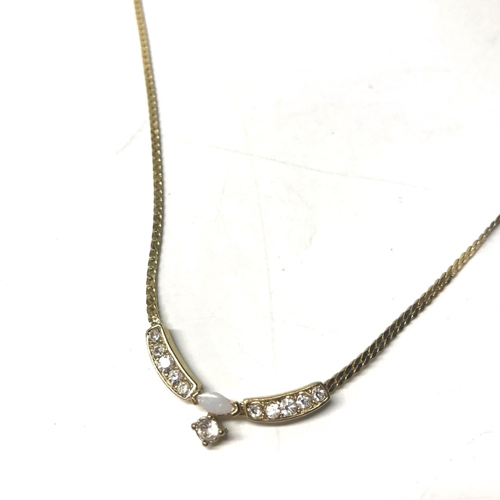 Vintage Delicate Gold Toned Crystal Accent Necklace for Women
